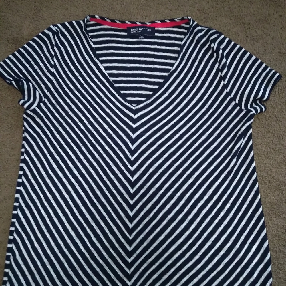 Jones New York Tee